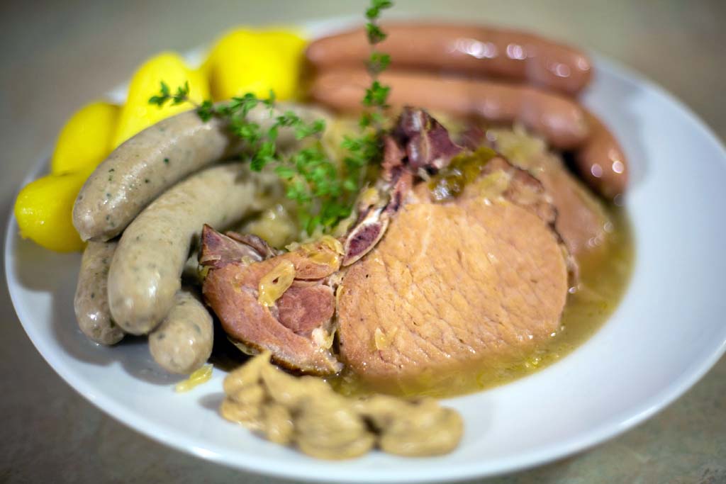 Choucroute Garnie - How to Cook Meat