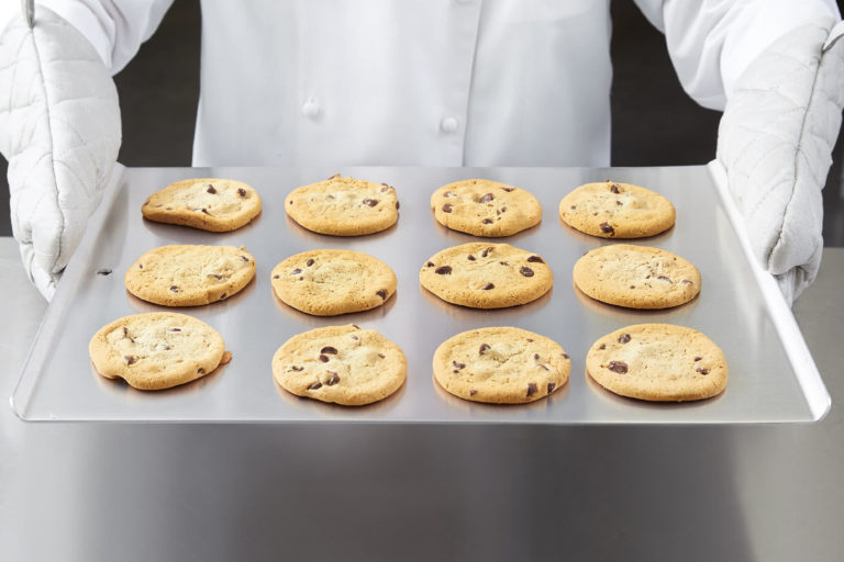 baking sheet vs cookie sheet
