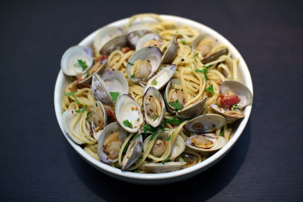 Linguine in Clam Sauce - How to Cook Meat